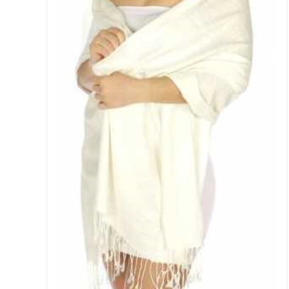 cream wrap for wedding